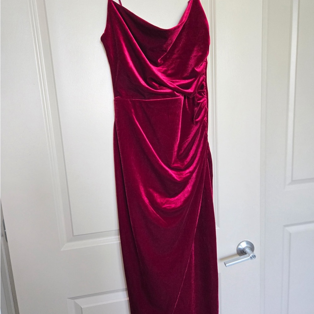 Elegant Velvet Burgundy Dress
